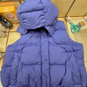 Lululemon Wunder Puff Cropped Vest, Size 12